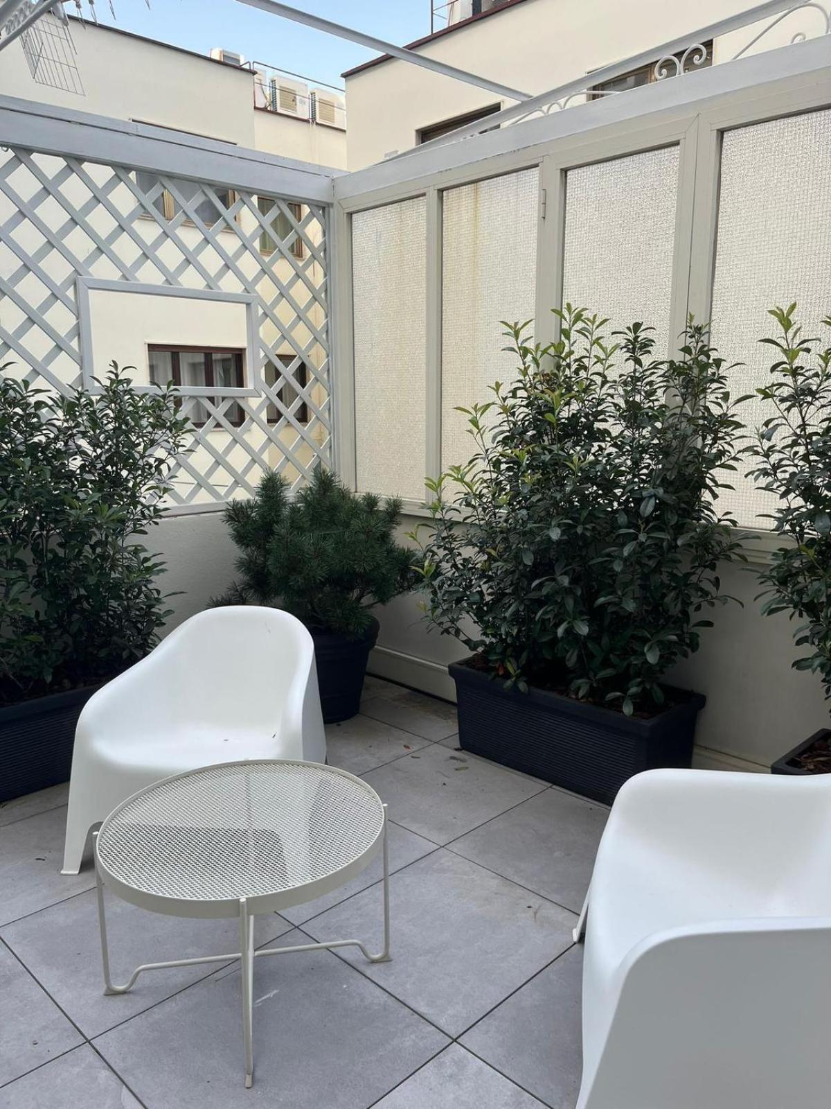 Domus Cervantes Apartment Nápoly Kültér fotó